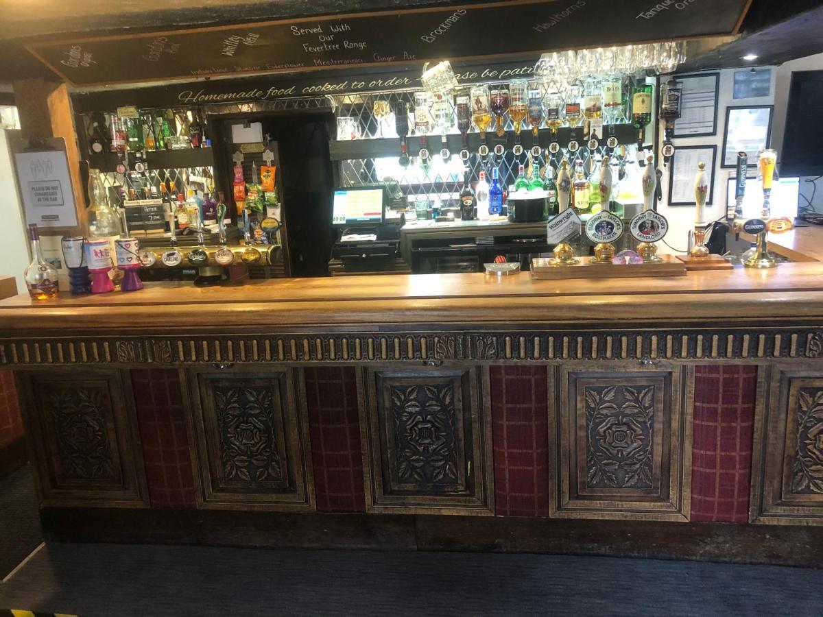 Masons Arms Hotel Gargrave Eksteriør billede