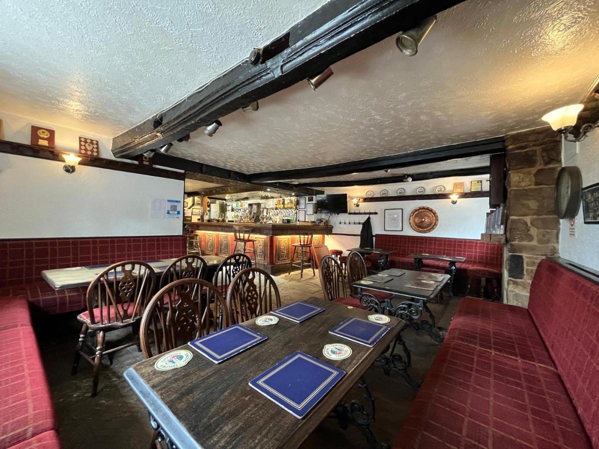 Masons Arms Hotel Gargrave Eksteriør billede