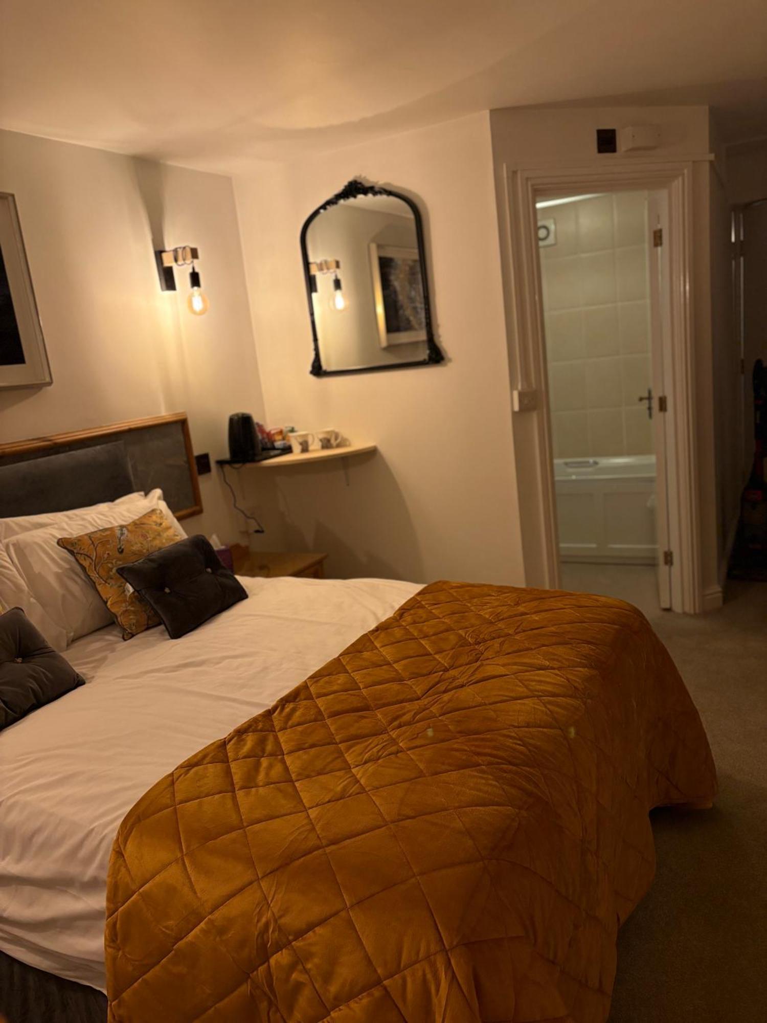 Masons Arms Hotel Gargrave Eksteriør billede