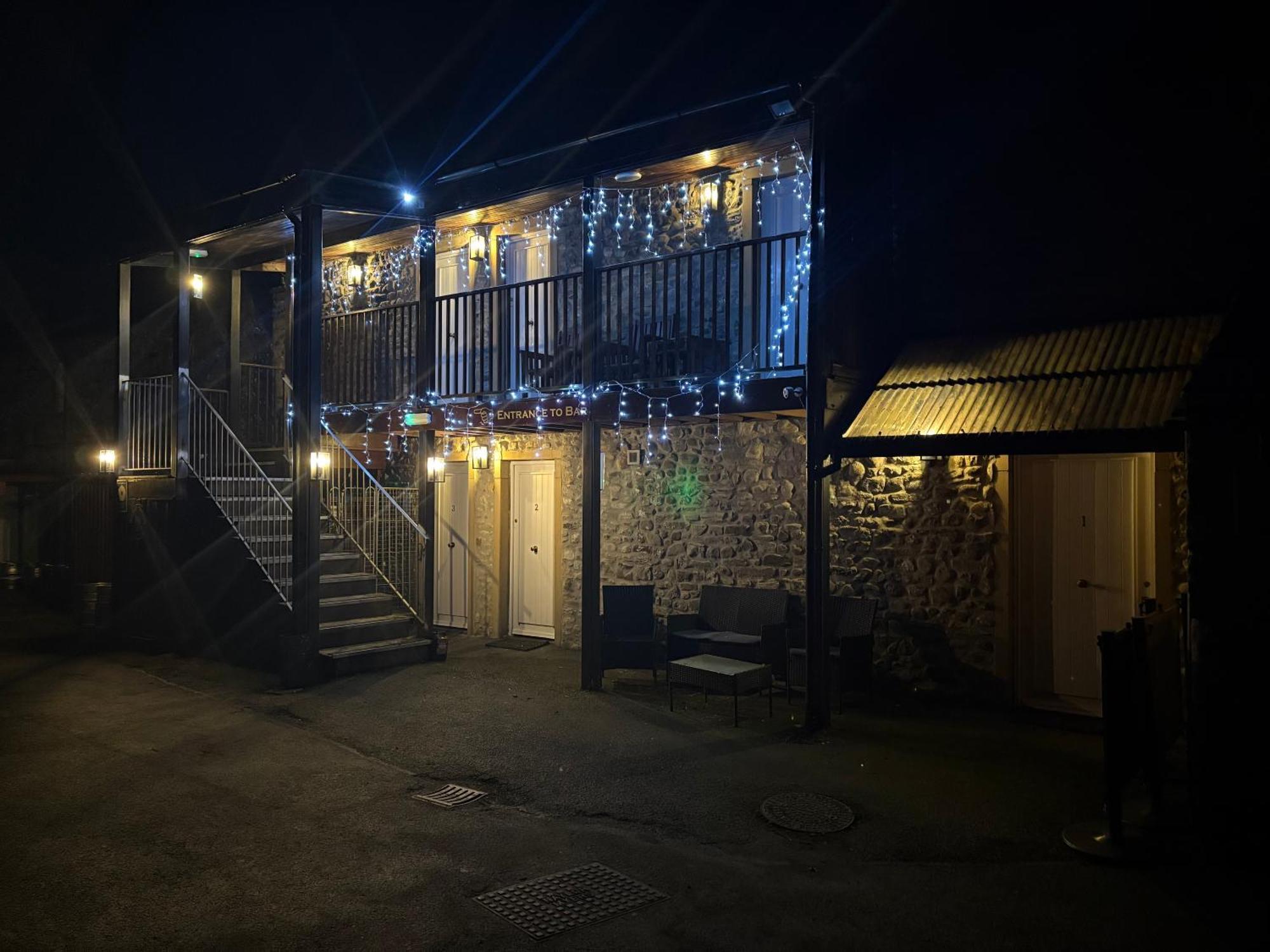 Masons Arms Hotel Gargrave Eksteriør billede