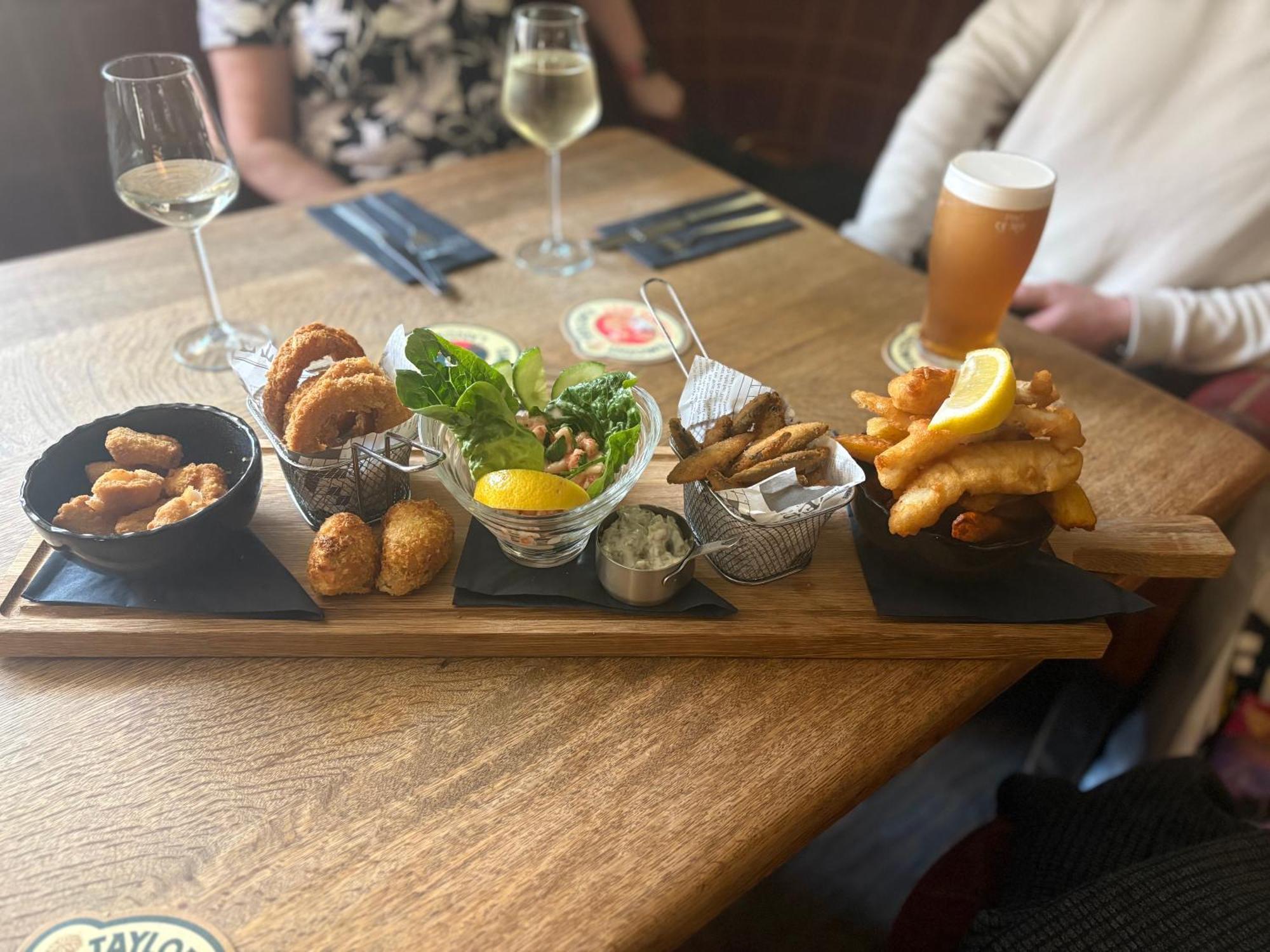 Masons Arms Hotel Gargrave Eksteriør billede